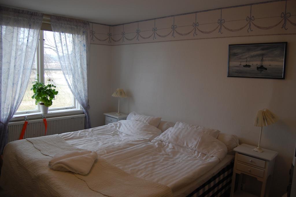 Tullgarns Vardshus Bed & Breakfast Vagnharad Room photo