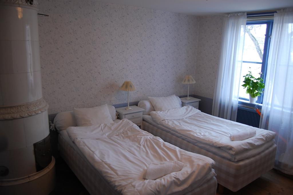 Tullgarns Vardshus Bed & Breakfast Vagnharad Room photo